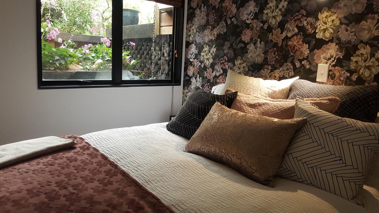 Bed and Breakfast Sequoia Steps à New Plymouth Extérieur photo
